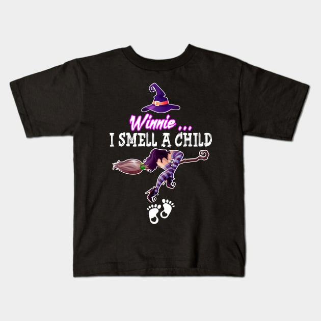 I Smell A Child Pregnancy Halloween Costumes Kids T-Shirt by Simpsonfft